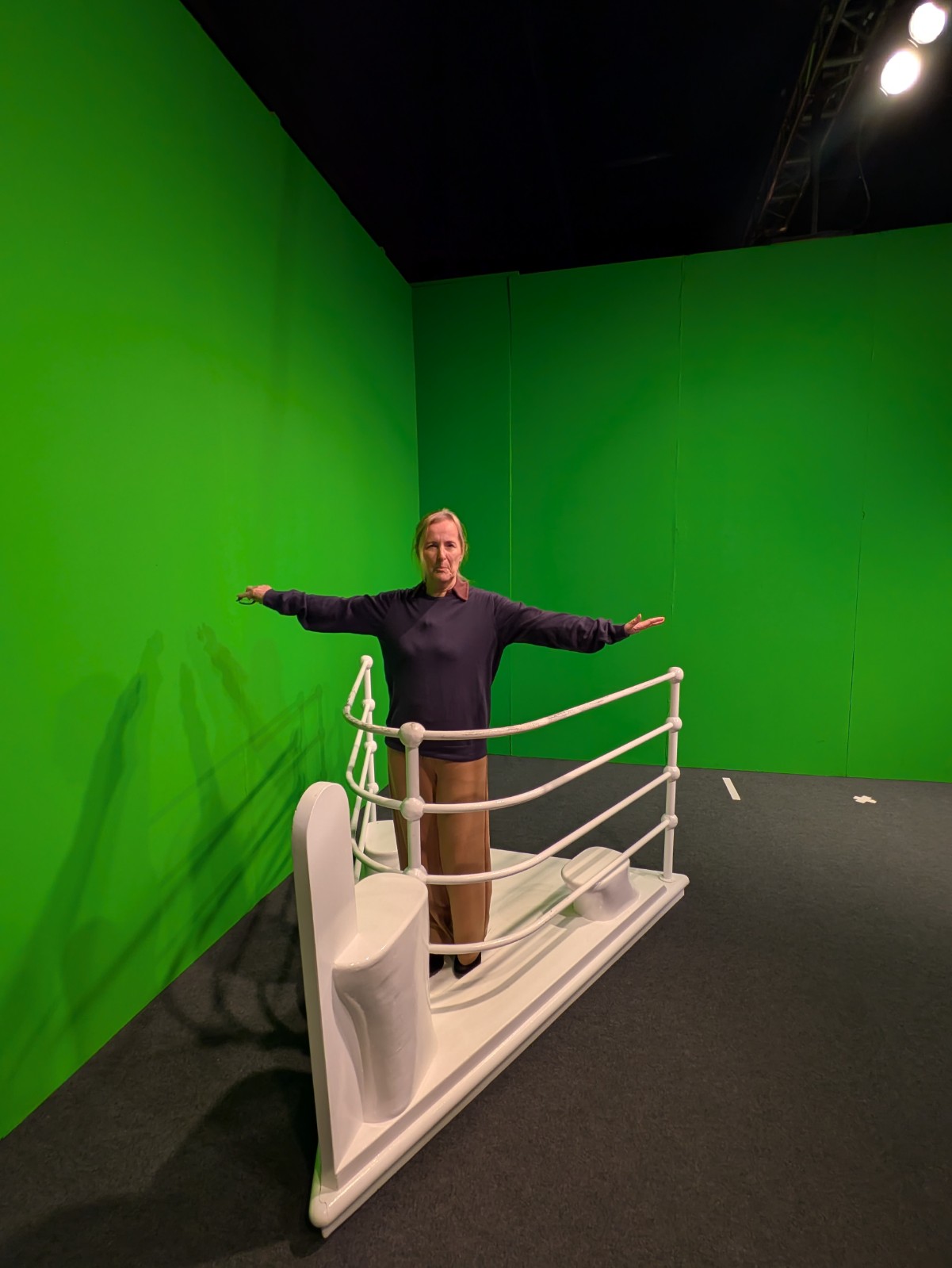 PXL 20241217 123558022.NIGHT